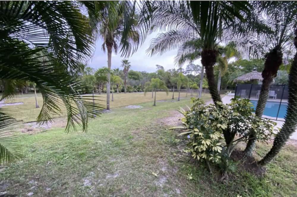Photo of Outdoor in Palm City