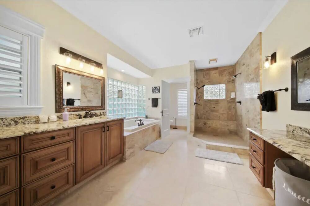 Photo of Bathroom in Palm City