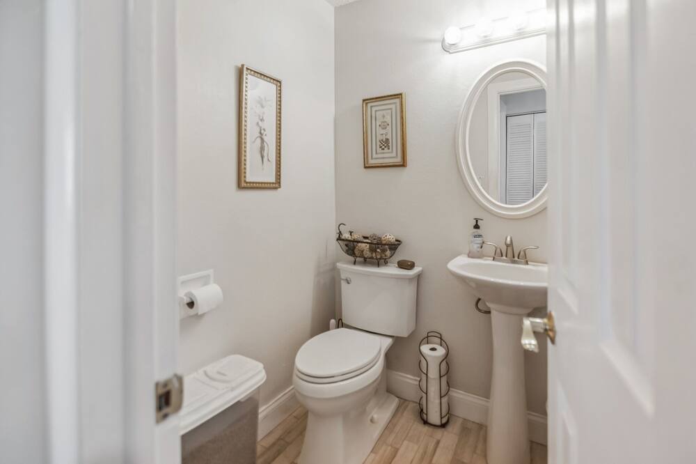 Photo of Bathroom in Ozona