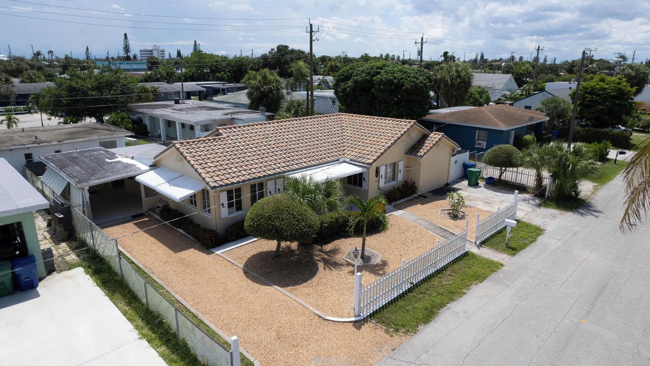 Photo of Outdoor in Riviera Beach