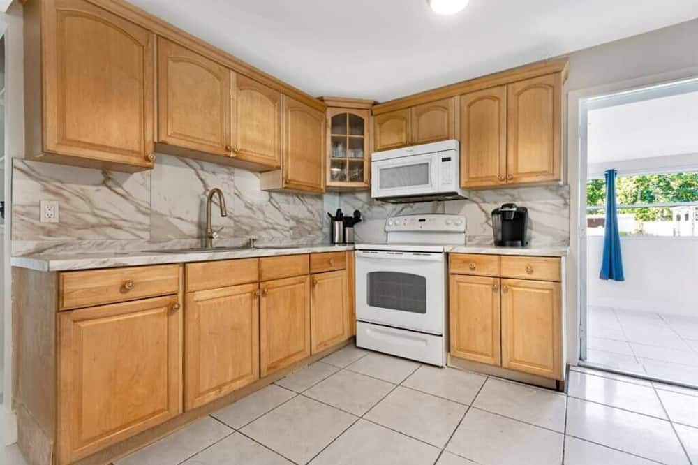 Photo of Kitchen in West Park