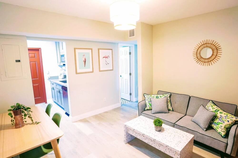 Photo of Livingroom in Pompano Beach