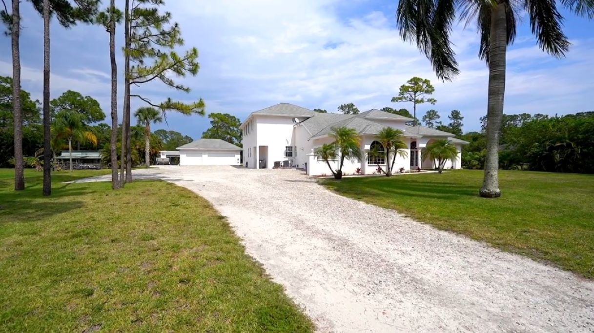 Photo of Outdoor in Jupiter Farms