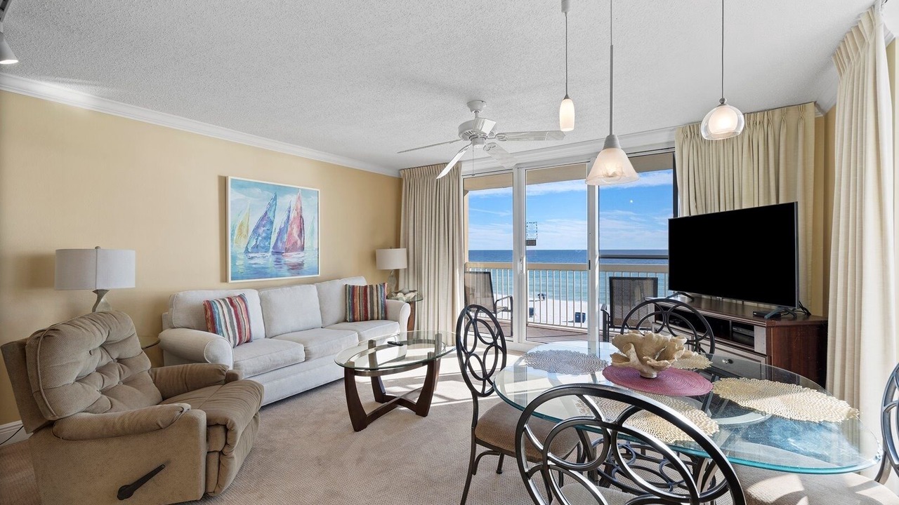 Photo of Livingroom in Destin