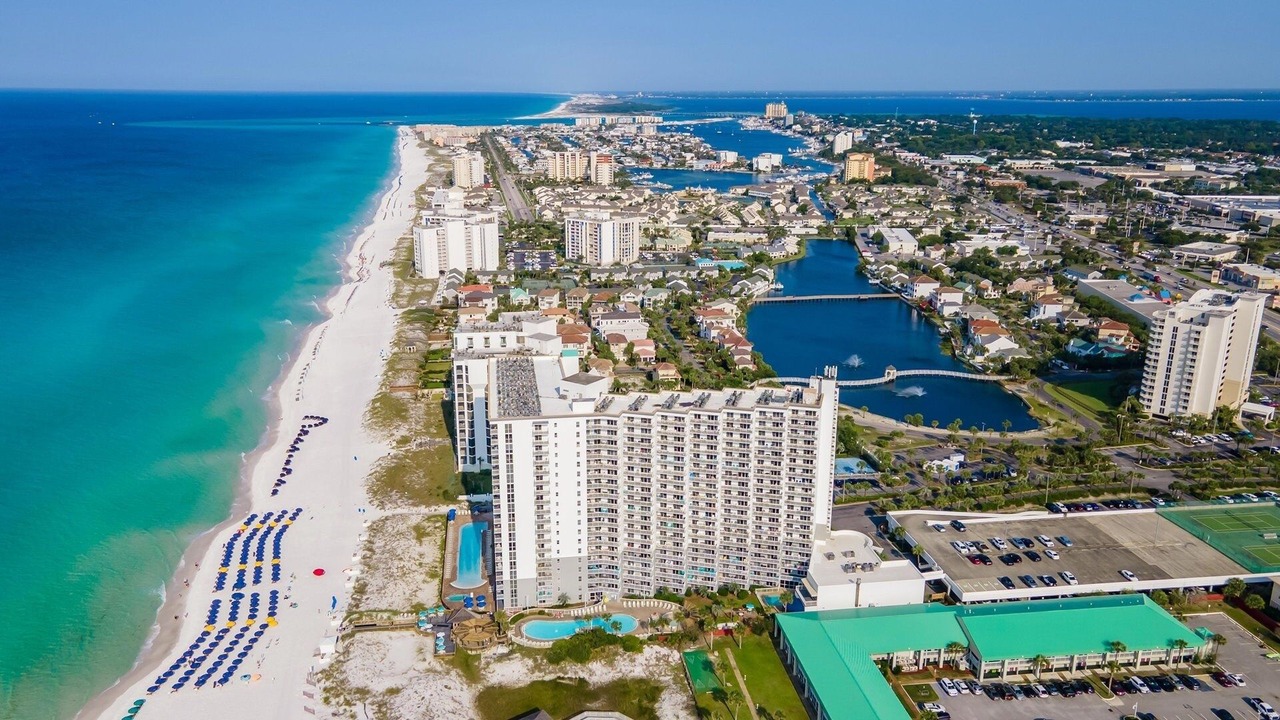 Photo of Others in Destin