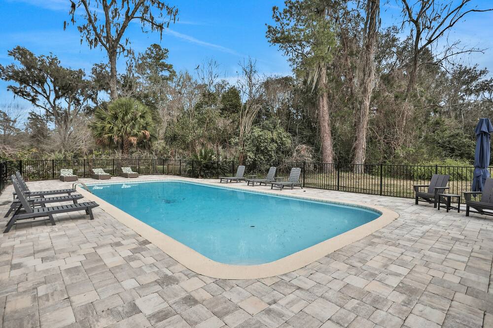 Photo of Outdoor in Nassau County