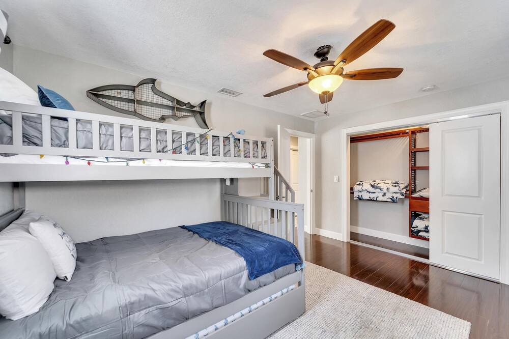 Photo of Bedroom in Coquina Key