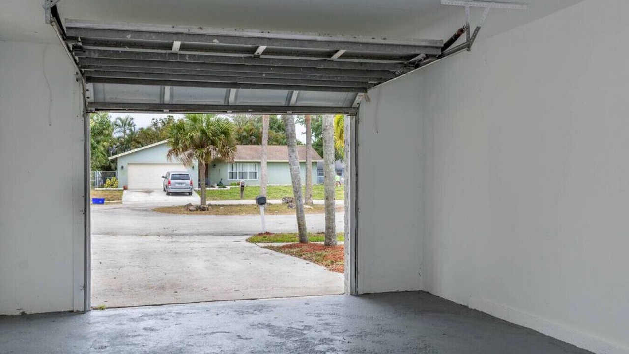 Photo of Outdoor in Royal Palm Beach
