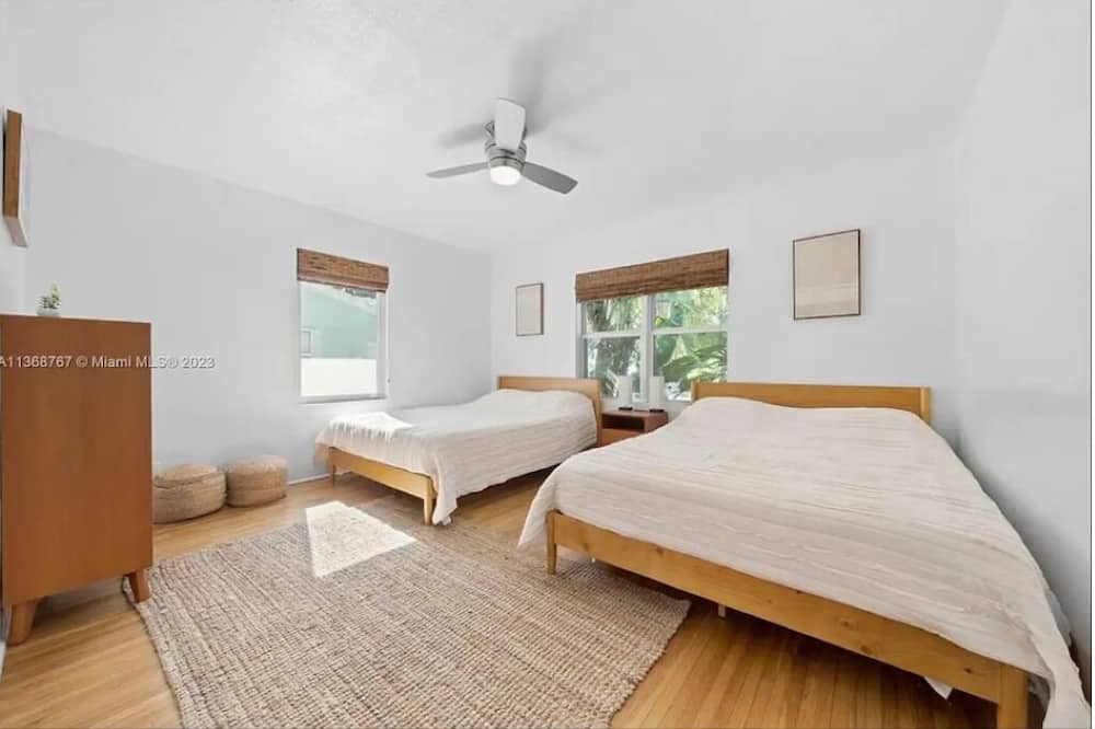 Photo of Bedroom in Hendricks and Venice Isles