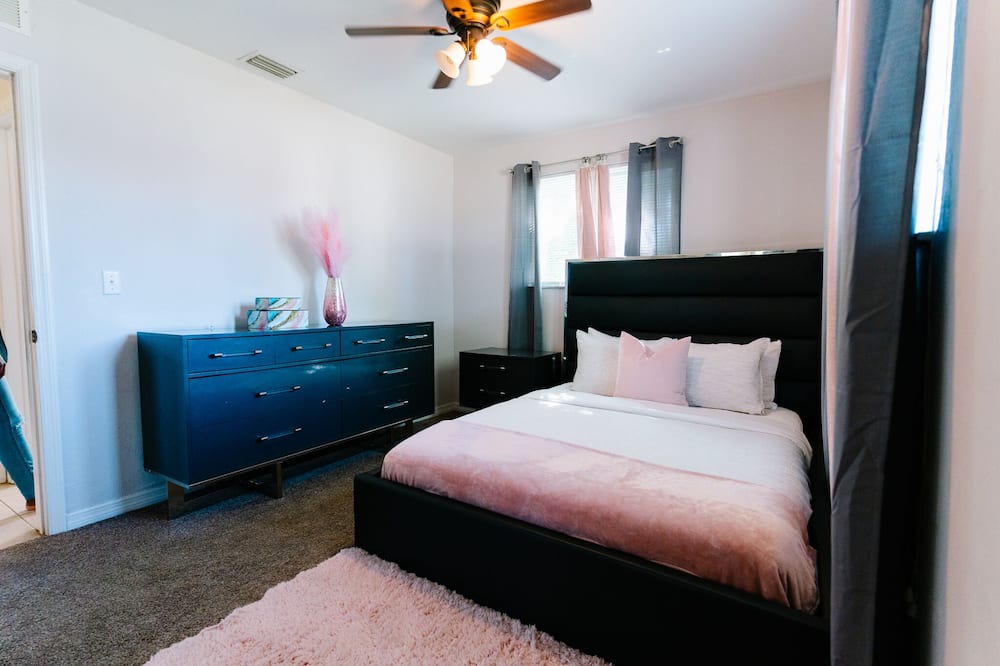 Photo of Bedroom in Holly Hill
