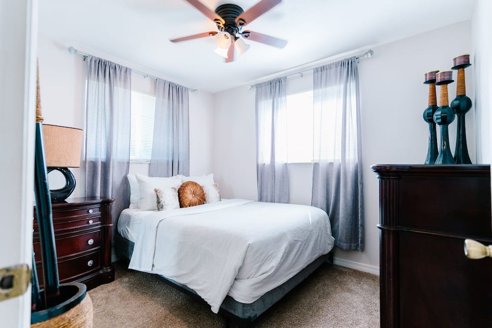 Photo of Bedroom in Holly Hill