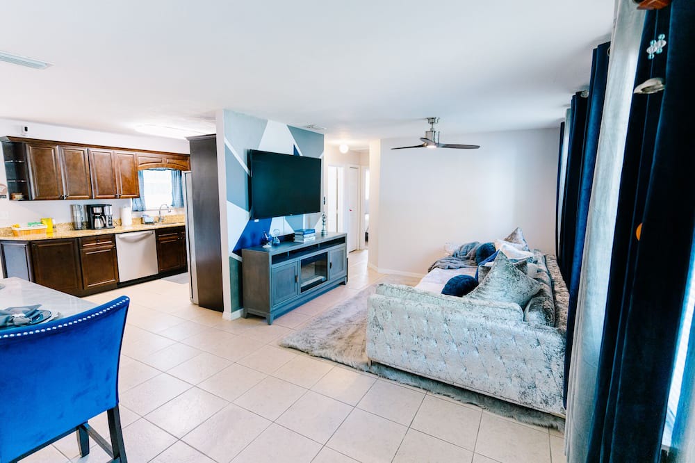 Photo of Bedroom in Holly Hill