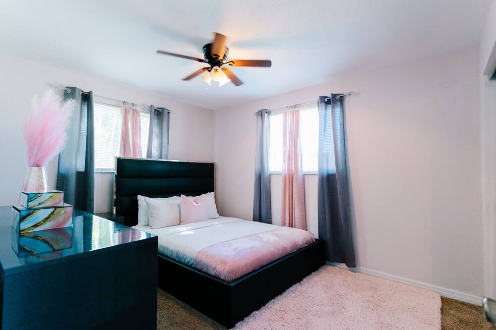Photo of Bedroom in Holly Hill