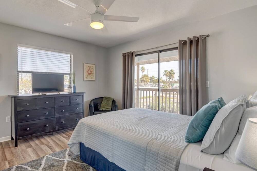Photo of Others in Hudson Beach Estates