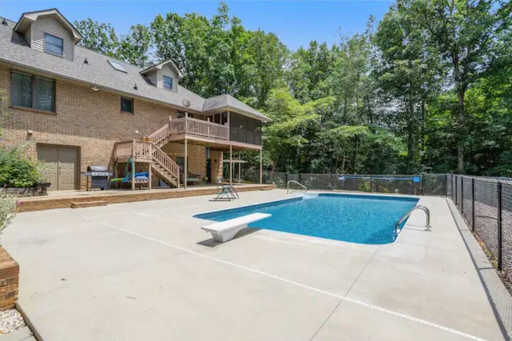 Photo of Outdoor in Easley
