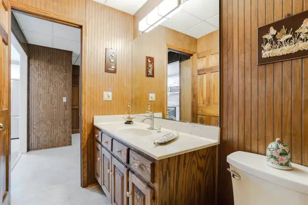 Photo of Bathroom in Easley