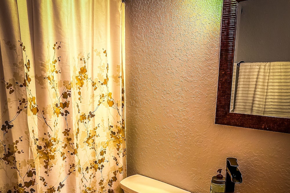 Photo of Bathroom in Williston