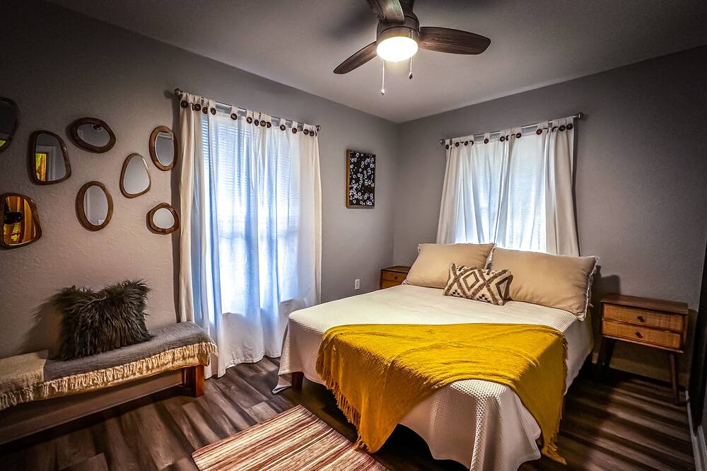 Photo of Bedroom in Williston