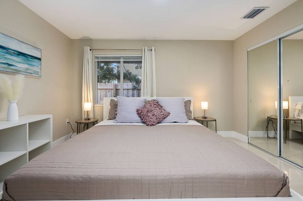 Photo of Bedroom in Liberty City