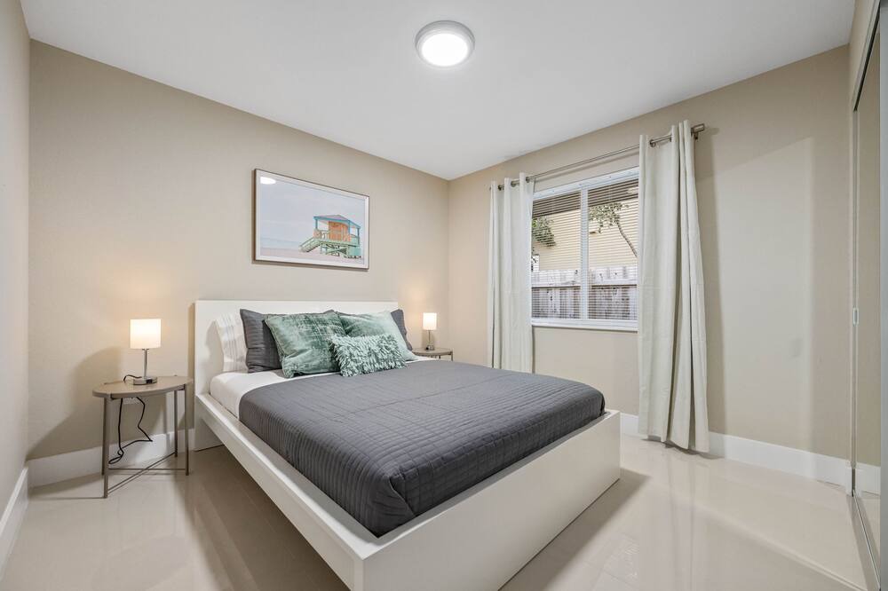 Photo of Bedroom in Liberty City