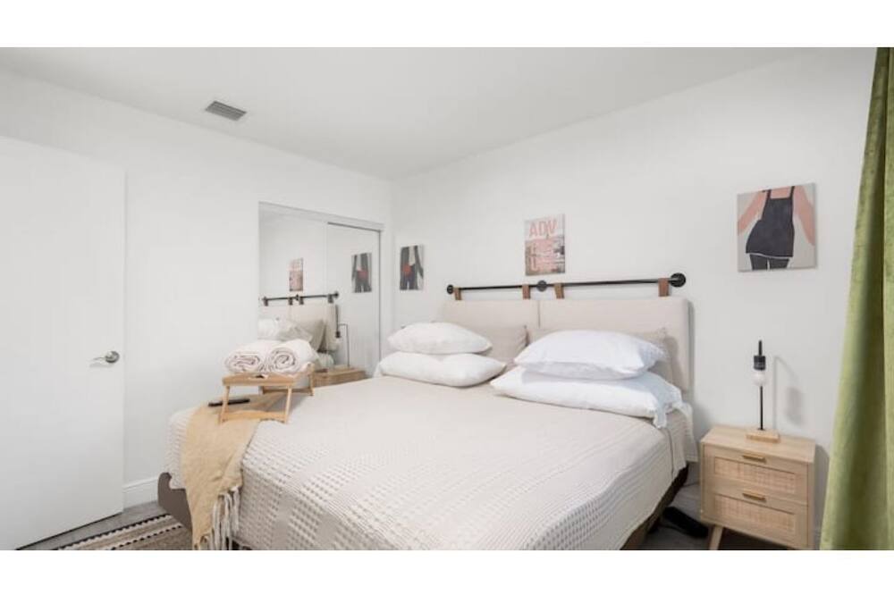 Photo of Bedroom in Melaleuca Gardens