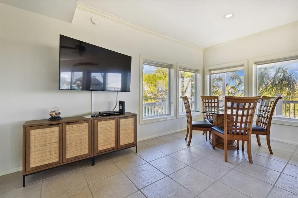 Photo of Bedroom in Treasure Beach Village