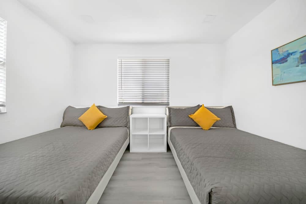 Photo of Bedroom in Overtown