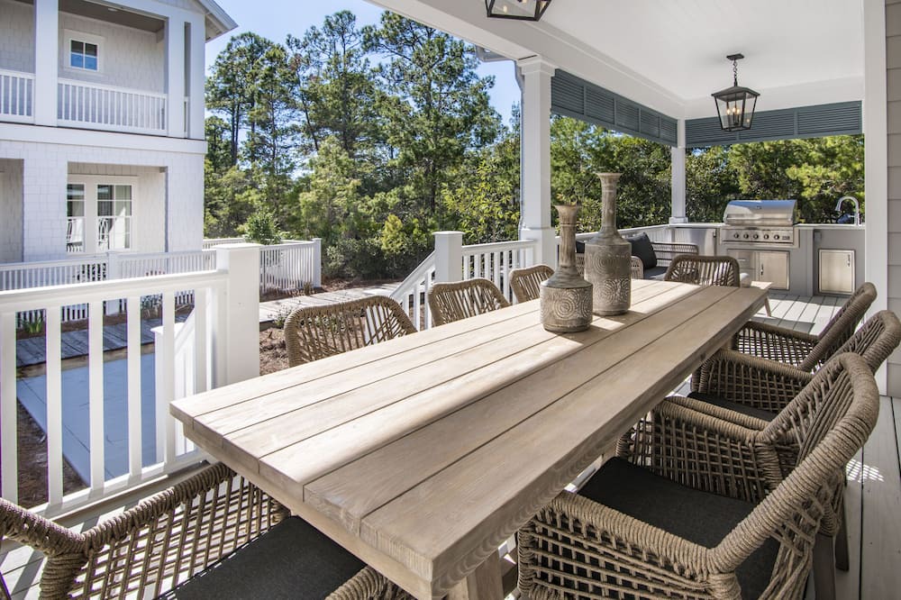 Photo of Patio Balcony in WaterSound West Beach