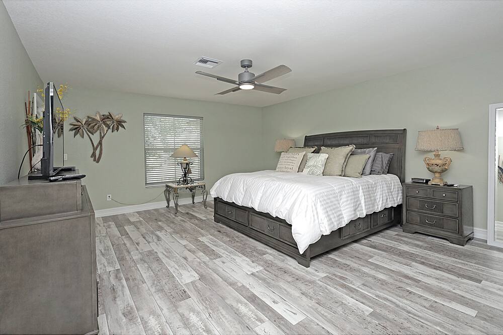 Photo of Bedroom in North Naples
