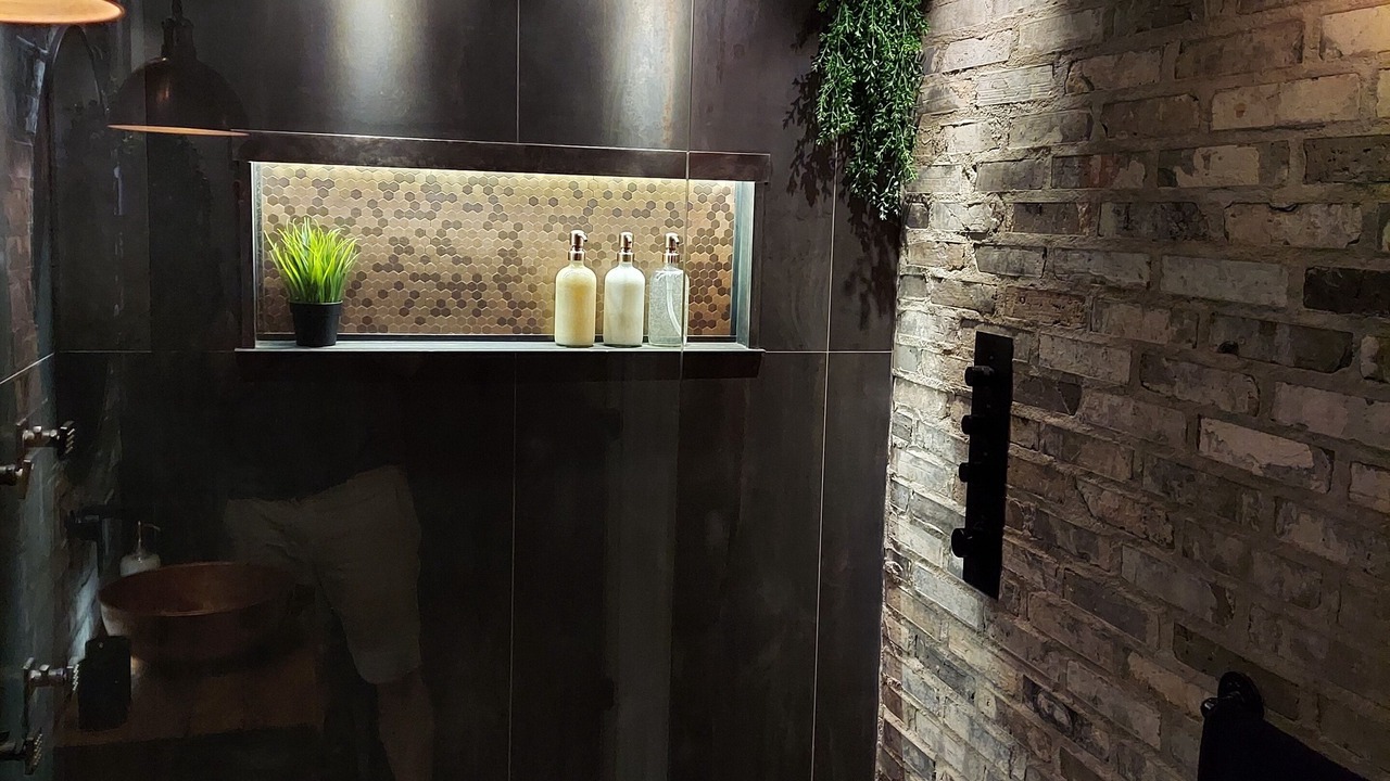 Photo of Bathroom in Courier City - Oscawana