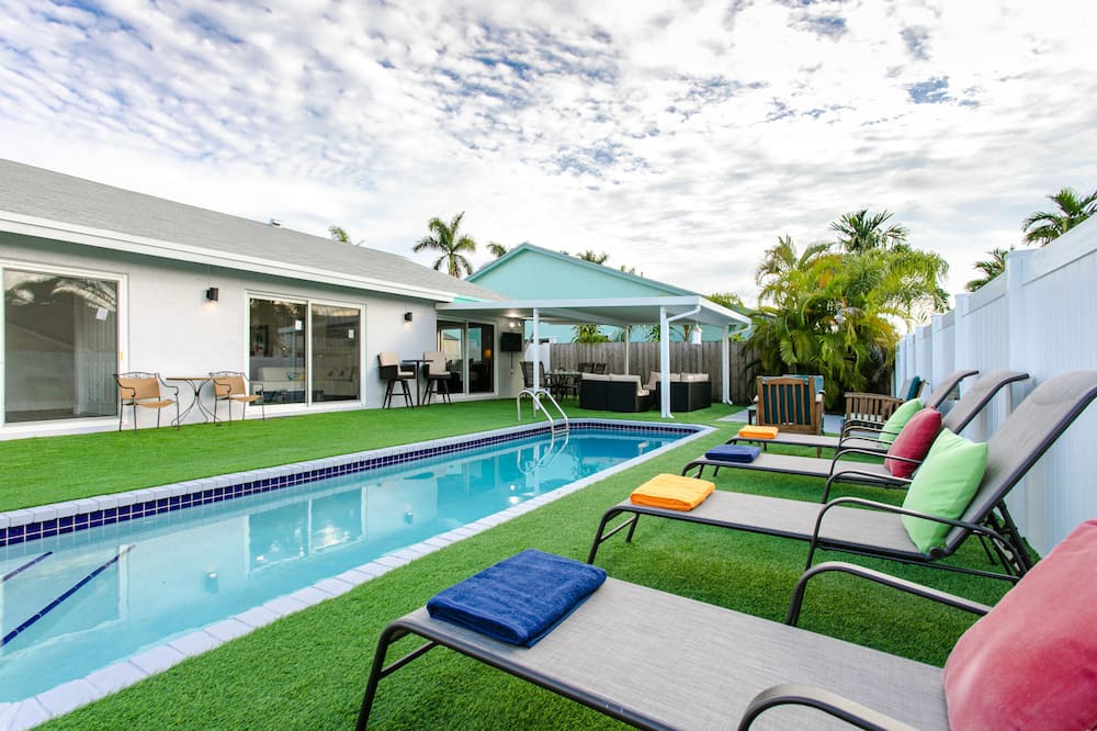 Photo of Outdoor in Dania Beach