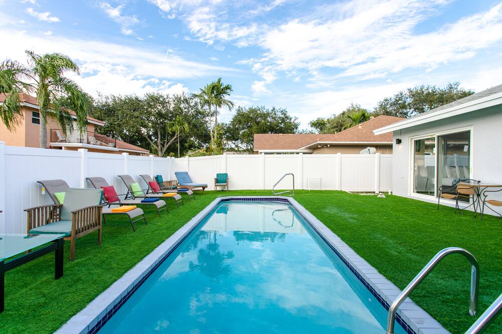 Photo of Outdoor in Dania Beach