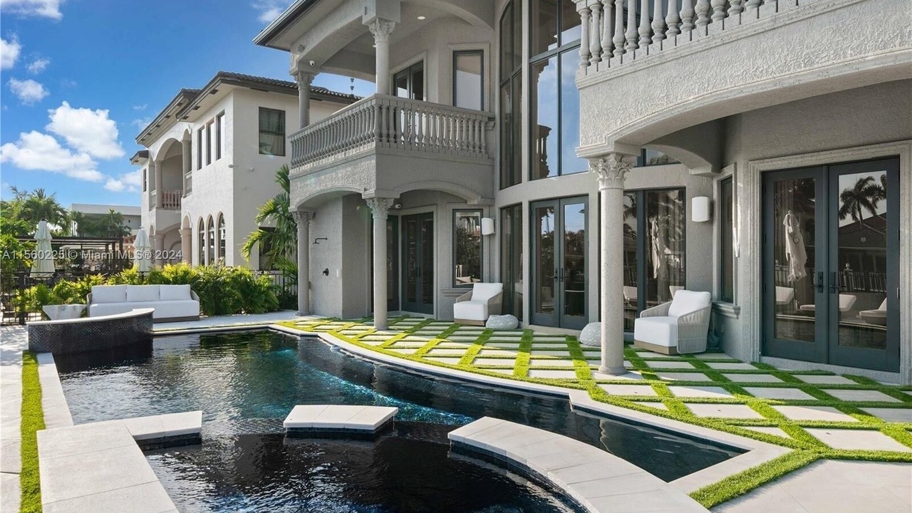 Photo of Outdoor in North Miami Beach