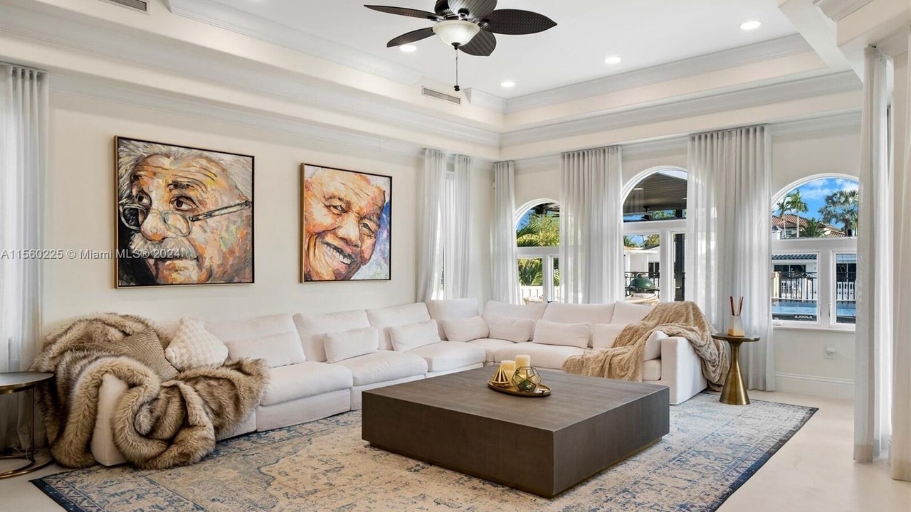 Photo of Livingroom in North Miami Beach