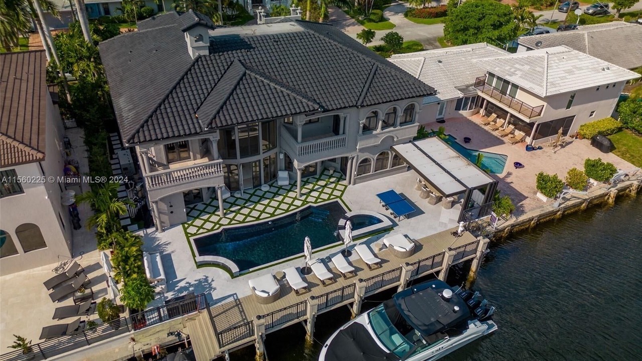 Photo of Outdoor in North Miami Beach