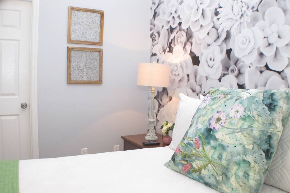 Photo of Bedroom in Solana