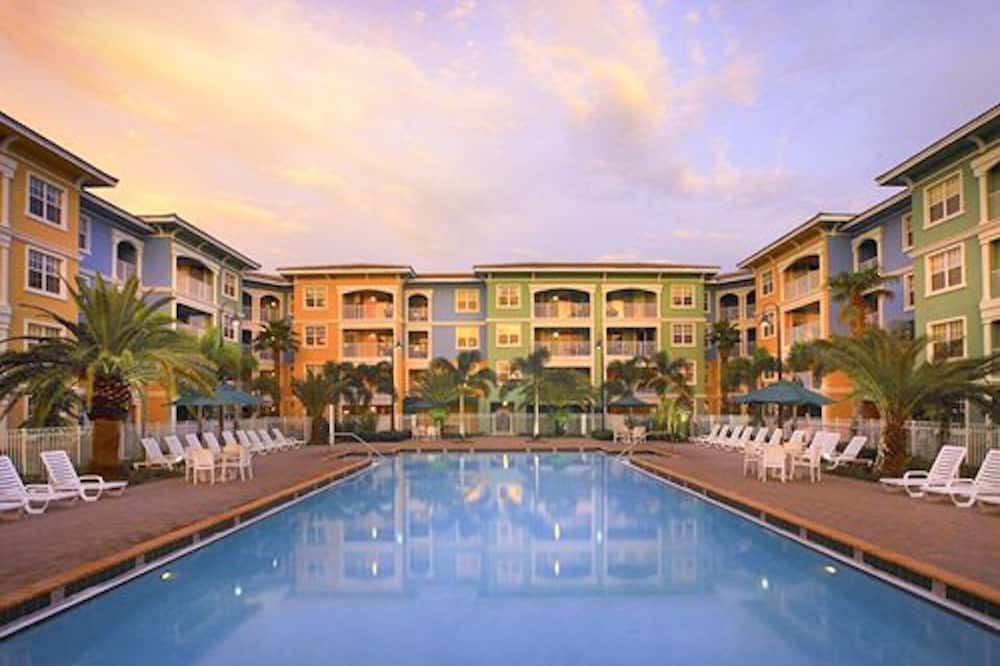 Photo of Outdoor in Weston
