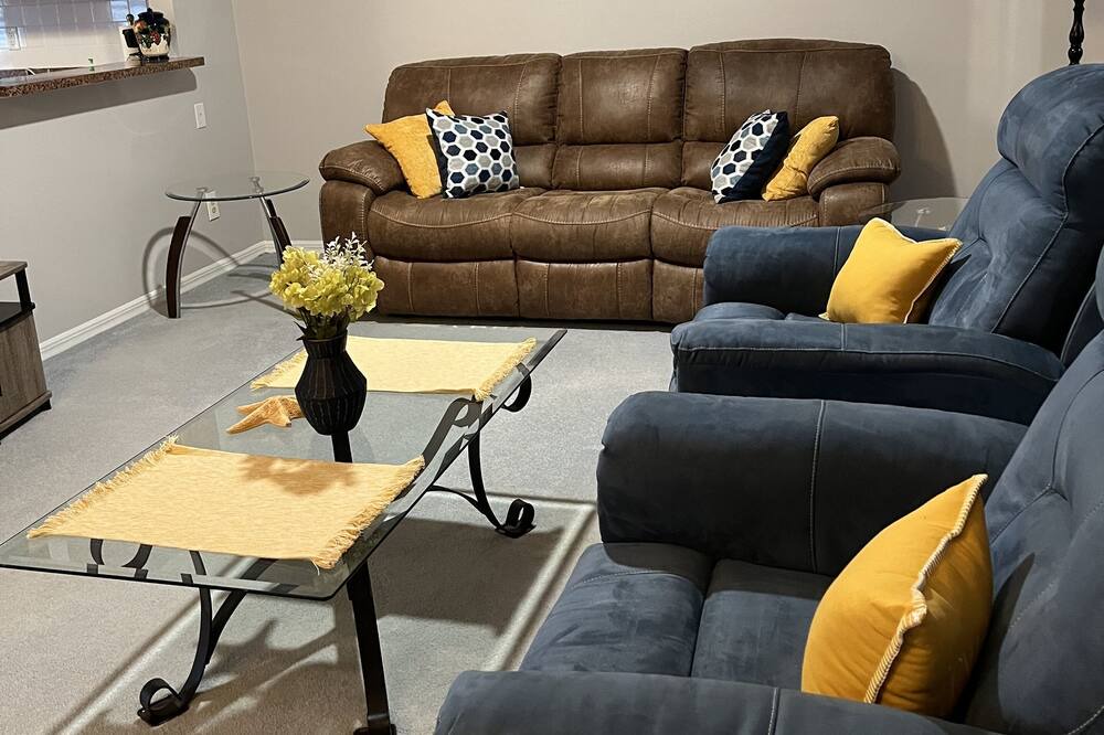 Photo of Livingroom in Tarpon Springs