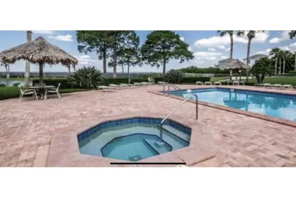 Photo of Outdoor in Tarpon Springs