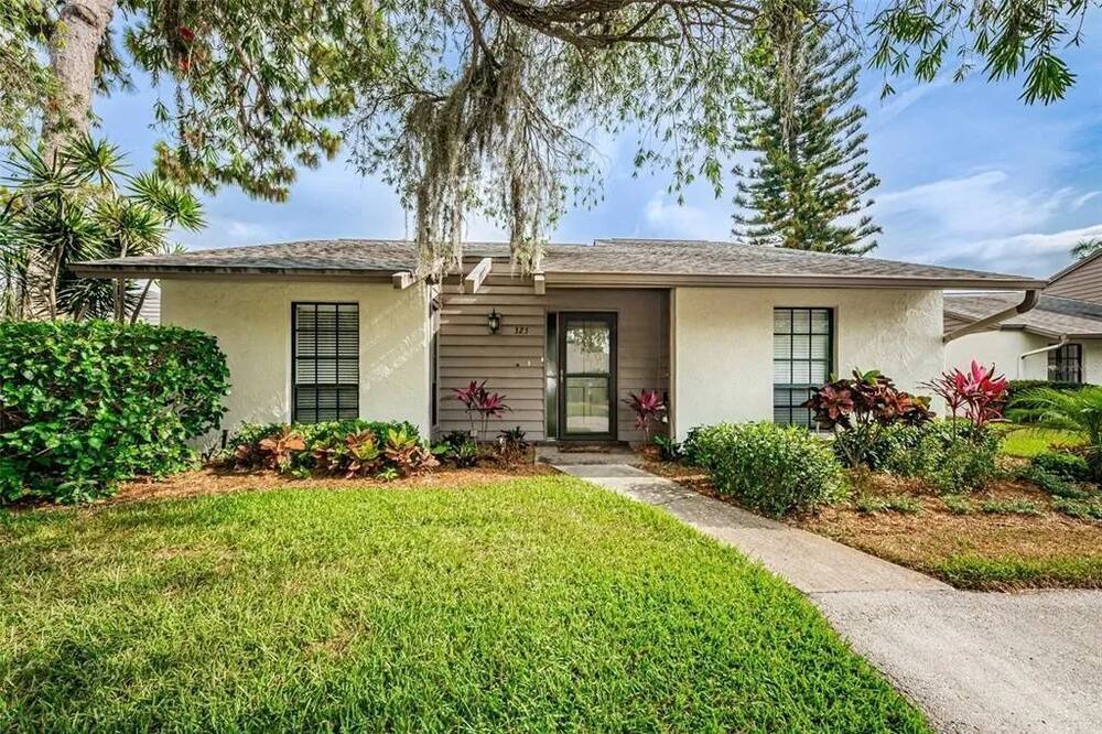 Photo of Outdoor in Tarpon Springs