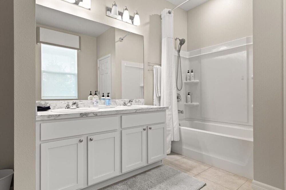 Photo of Bathroom in Braden River