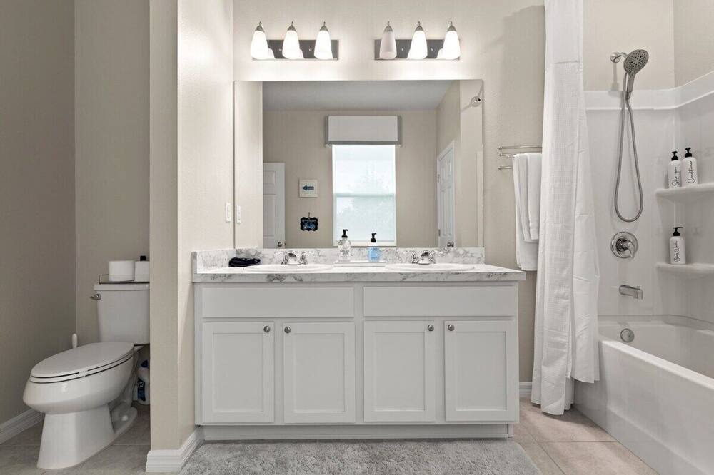 Photo of Bathroom in Braden River