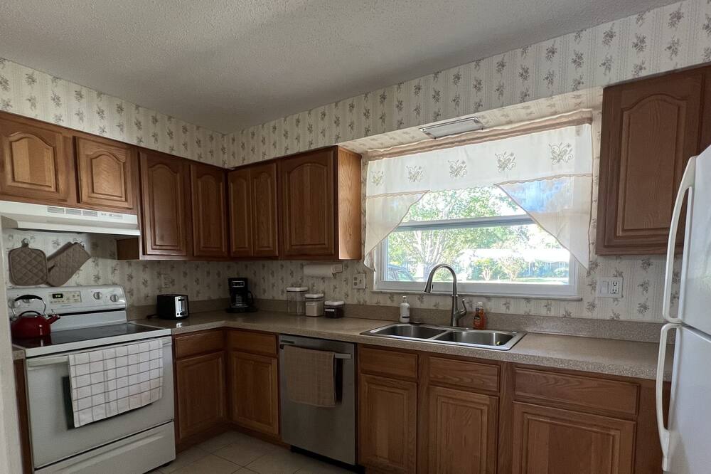 Photo of Kitchen in Saint Augustine Shores