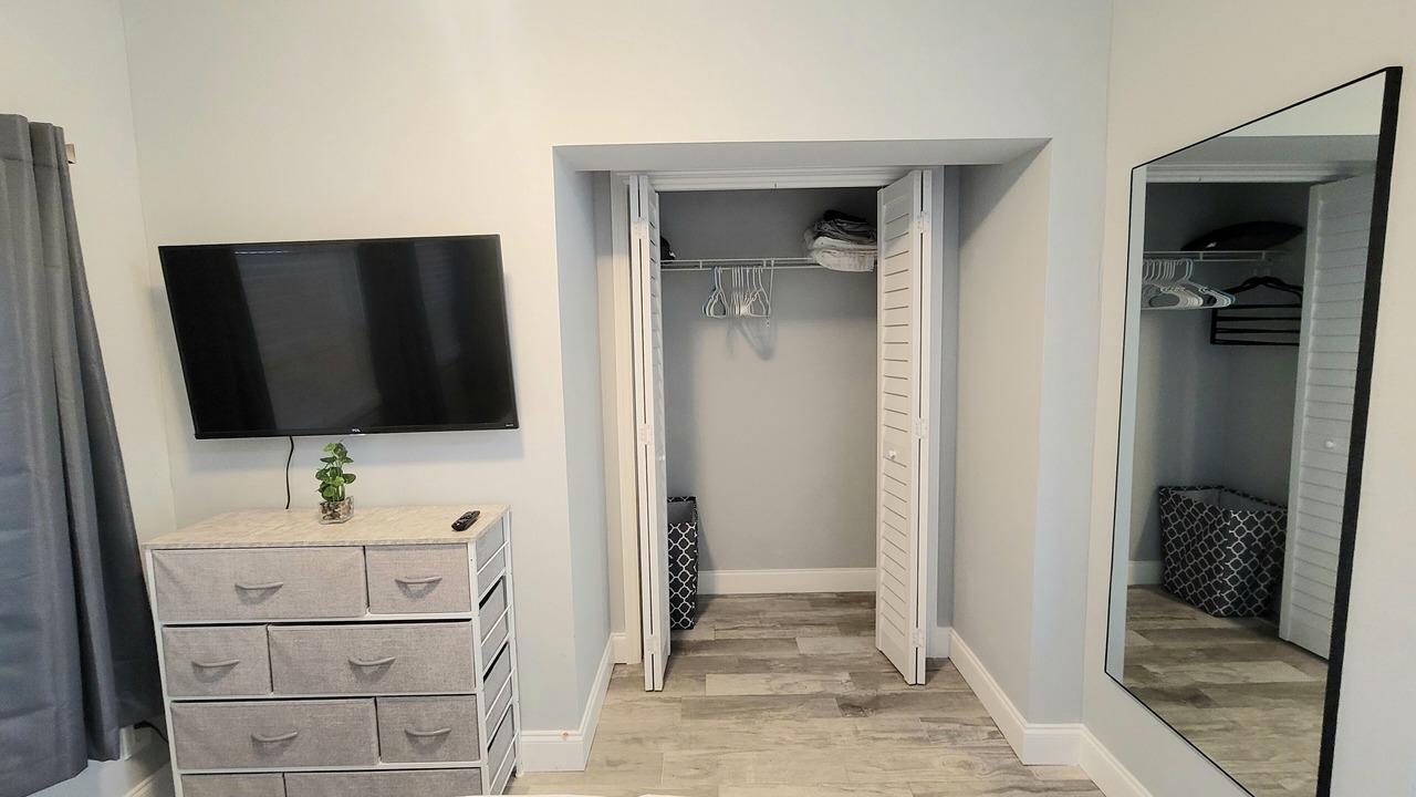 Photo of Bedroom in East Ocean Ave
