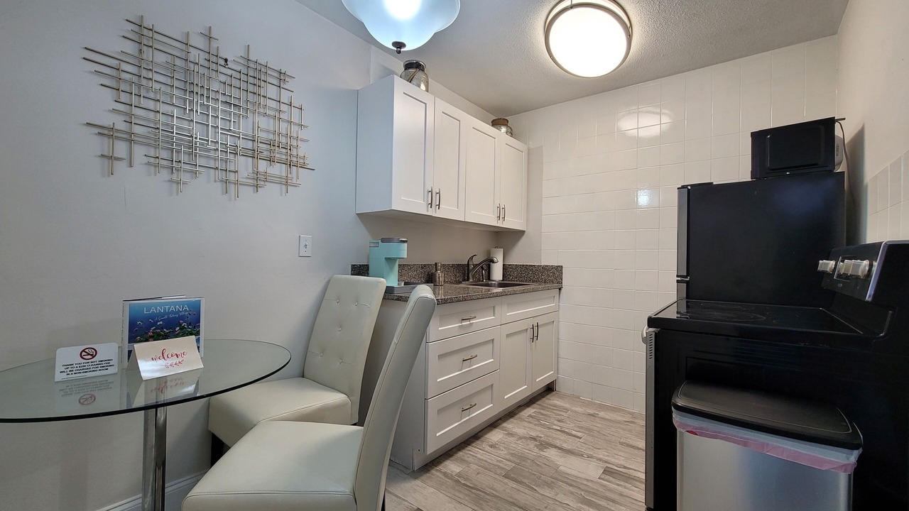 Photo of Kitchen in East Ocean Ave
