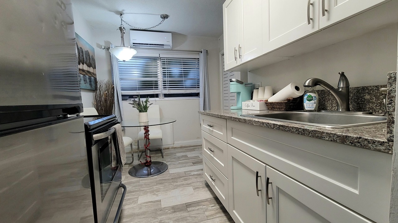 Photo of Kitchen in East Ocean Ave
