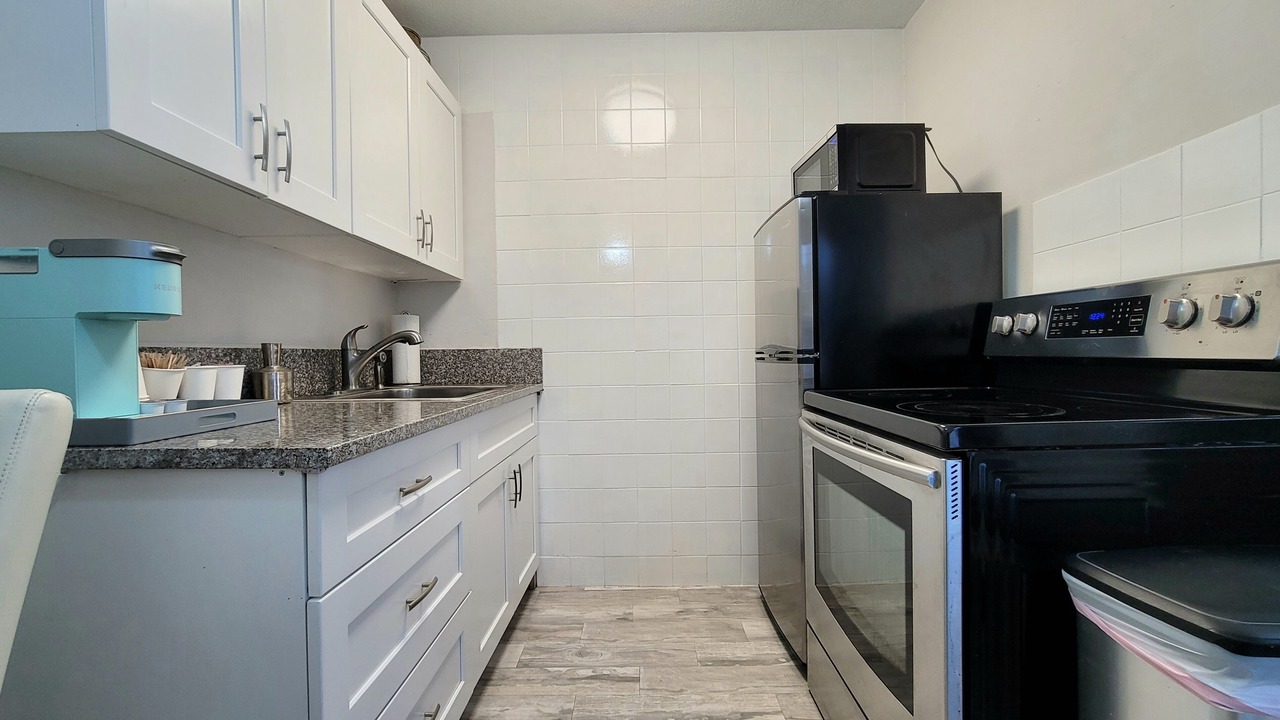 Photo of Kitchen in East Ocean Ave