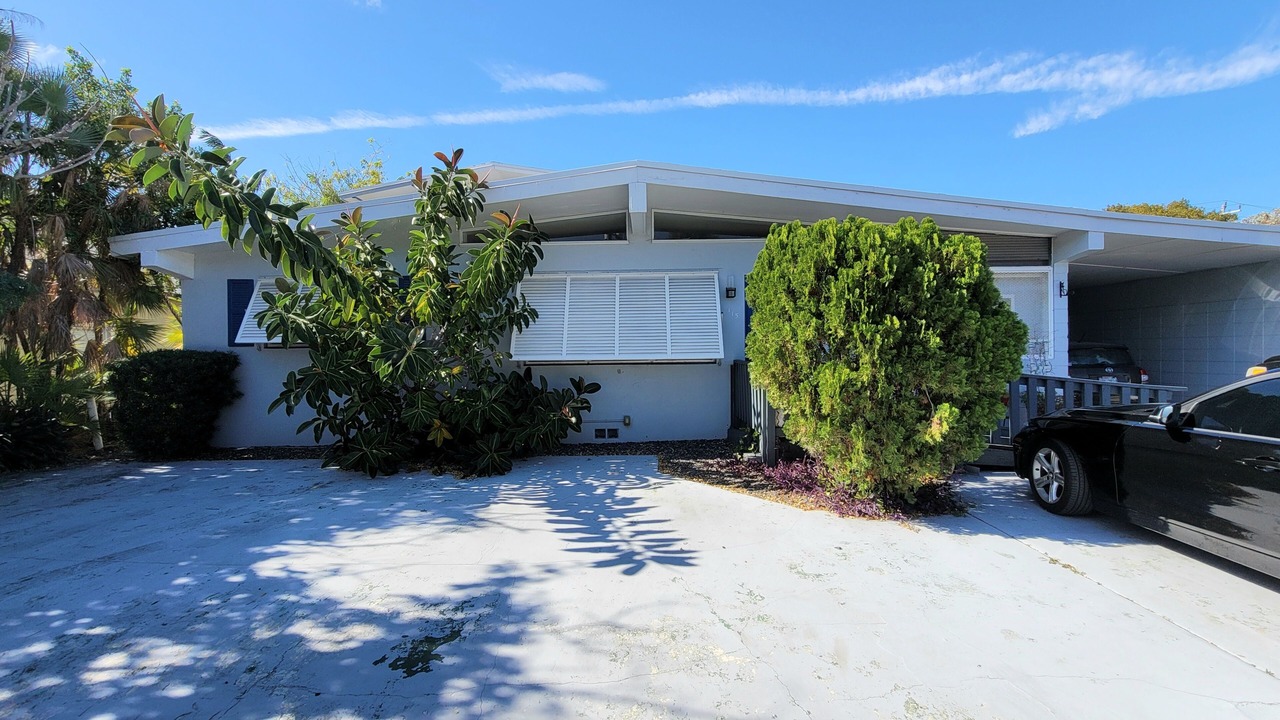 Photo of Outdoor in East Ocean Ave