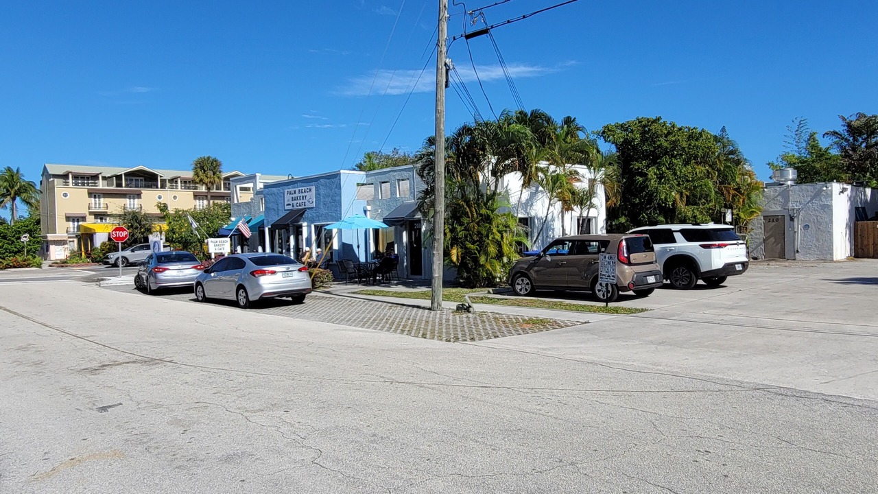 Photo of Outdoor in East Ocean Ave