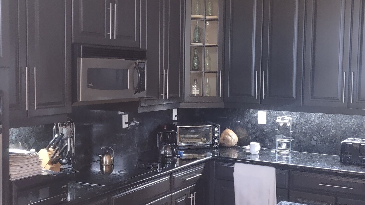 Photo of Kitchen in Parkland